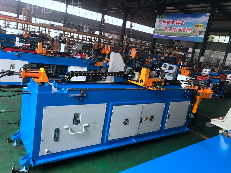 數(shù)控彎管機(jī)